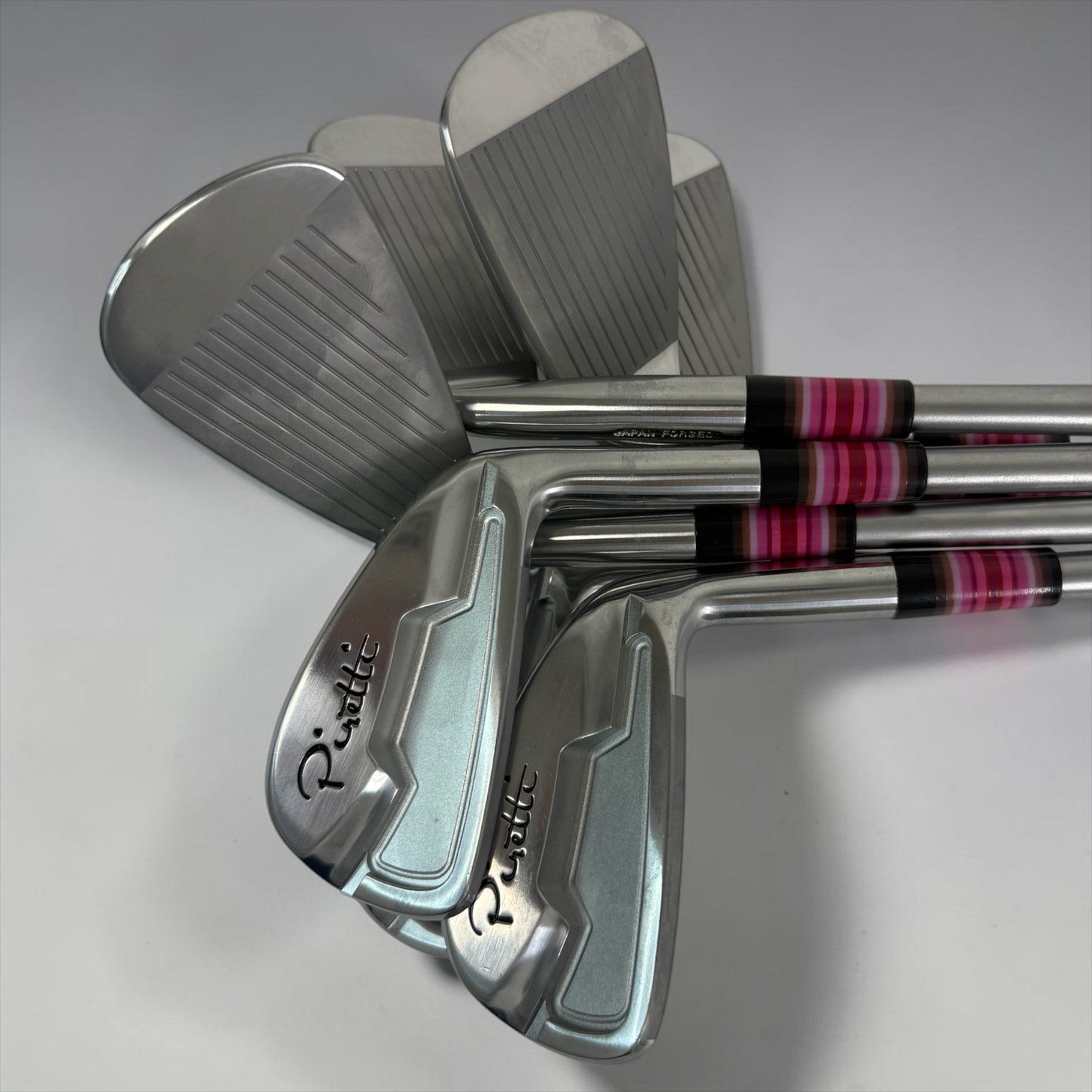 Pre-Owned Piretti 4i-P Forged Muscle-Cavity Back Irons with KBS Tour C-Taper Lite S