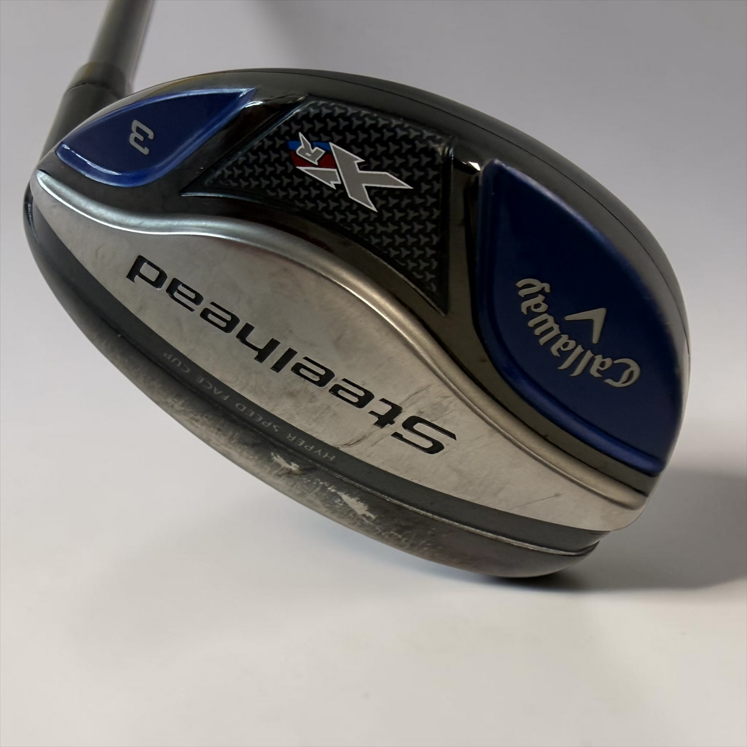 Pre-Owned Callaway Steelhead XR 19 Degree 3 Hybrid with a Ozik Program Stiff Shaft
