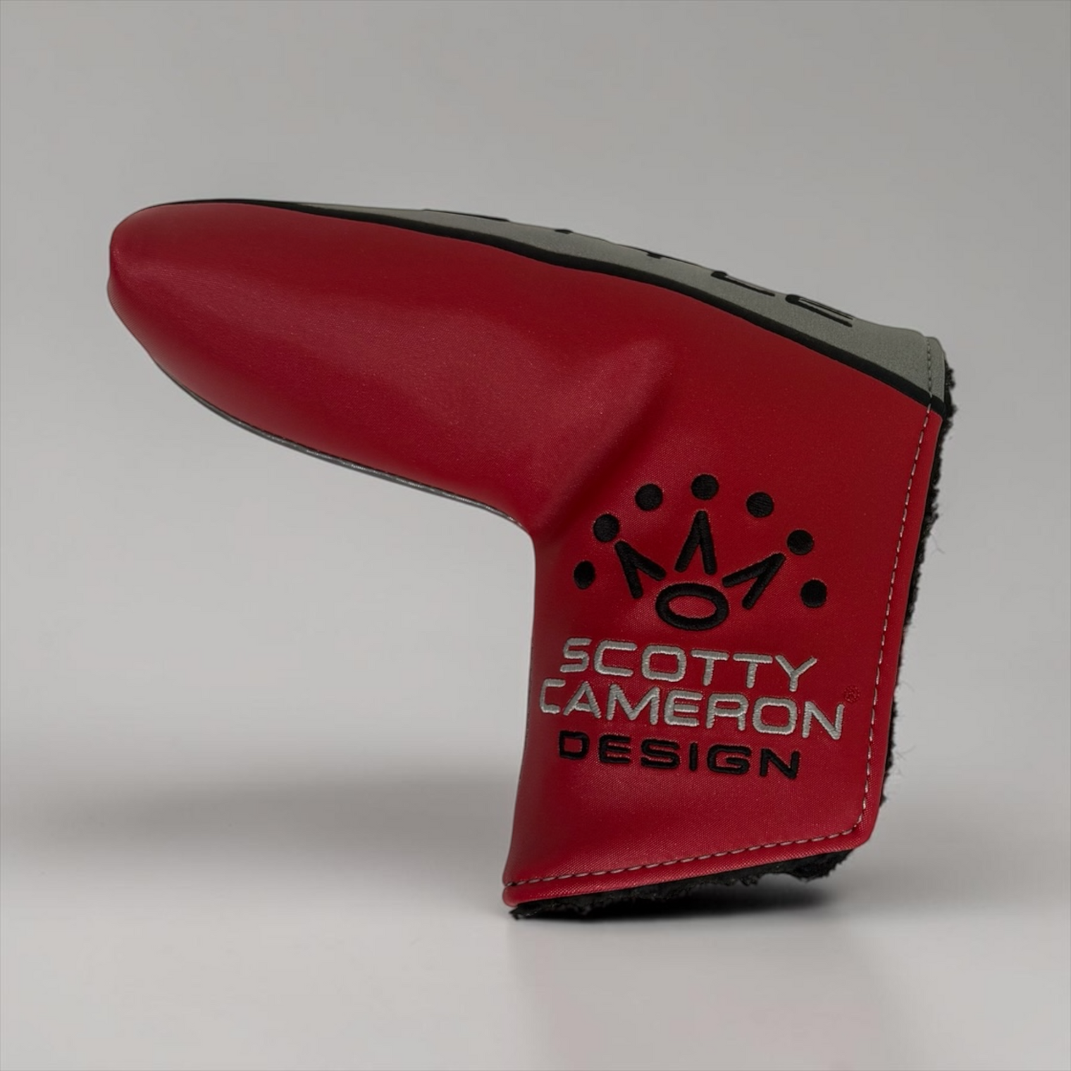 New Scotty Cameron 2025 Studio Style Newport Plus 34in