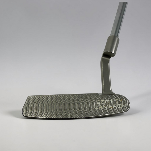 Pre-Owned Scotty Cameron Newport Select with Custom Paint Job