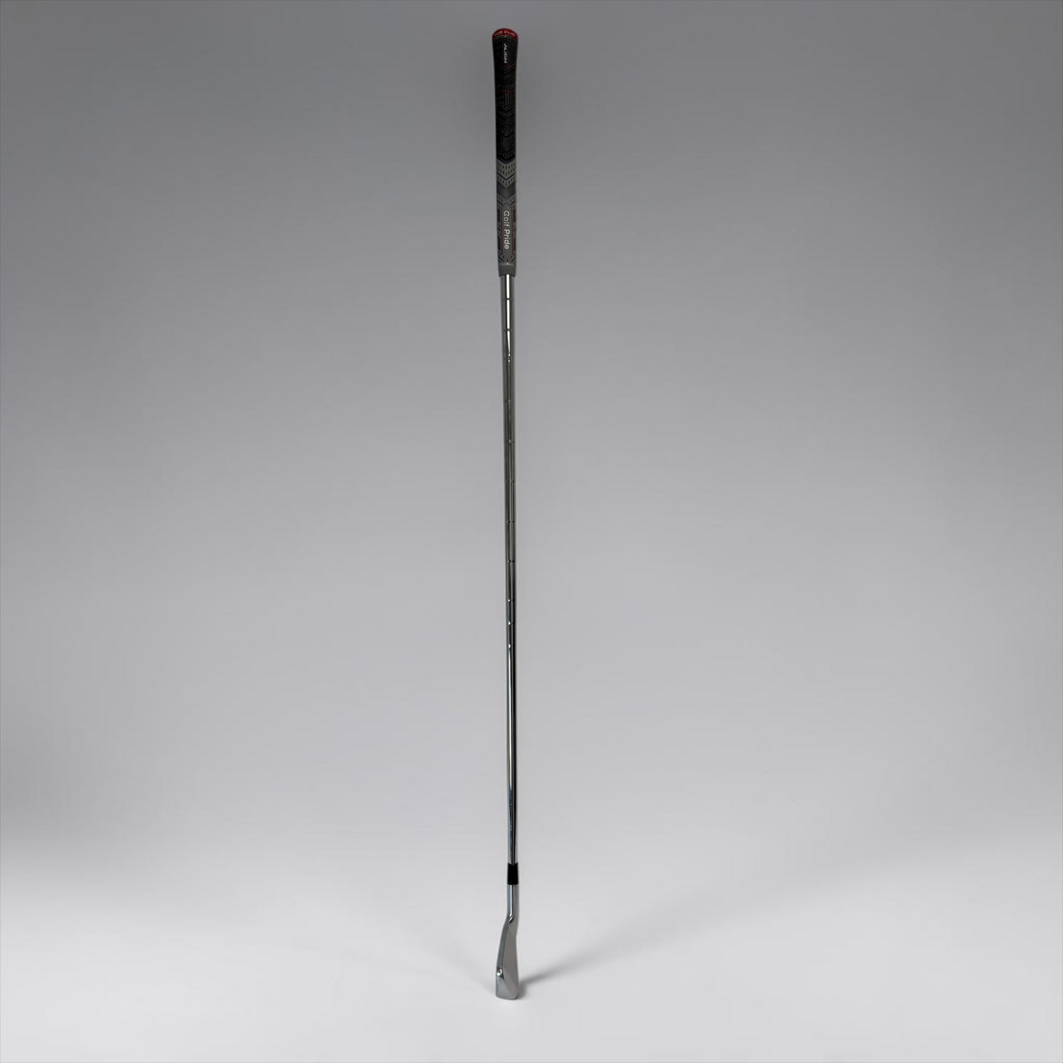 Pre-Owned TaylorMade 2019 P790 3 iron with a Dynamic Gold S300 Shaft