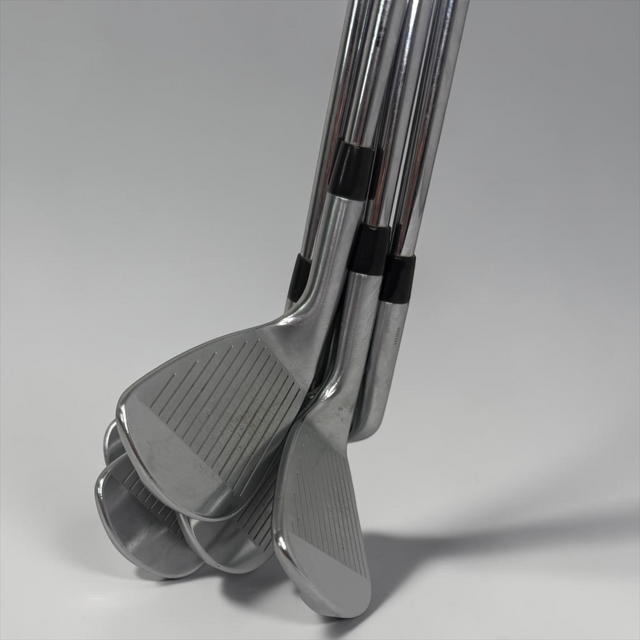 Pre-Owned Titleist 2021 T100 5-PW