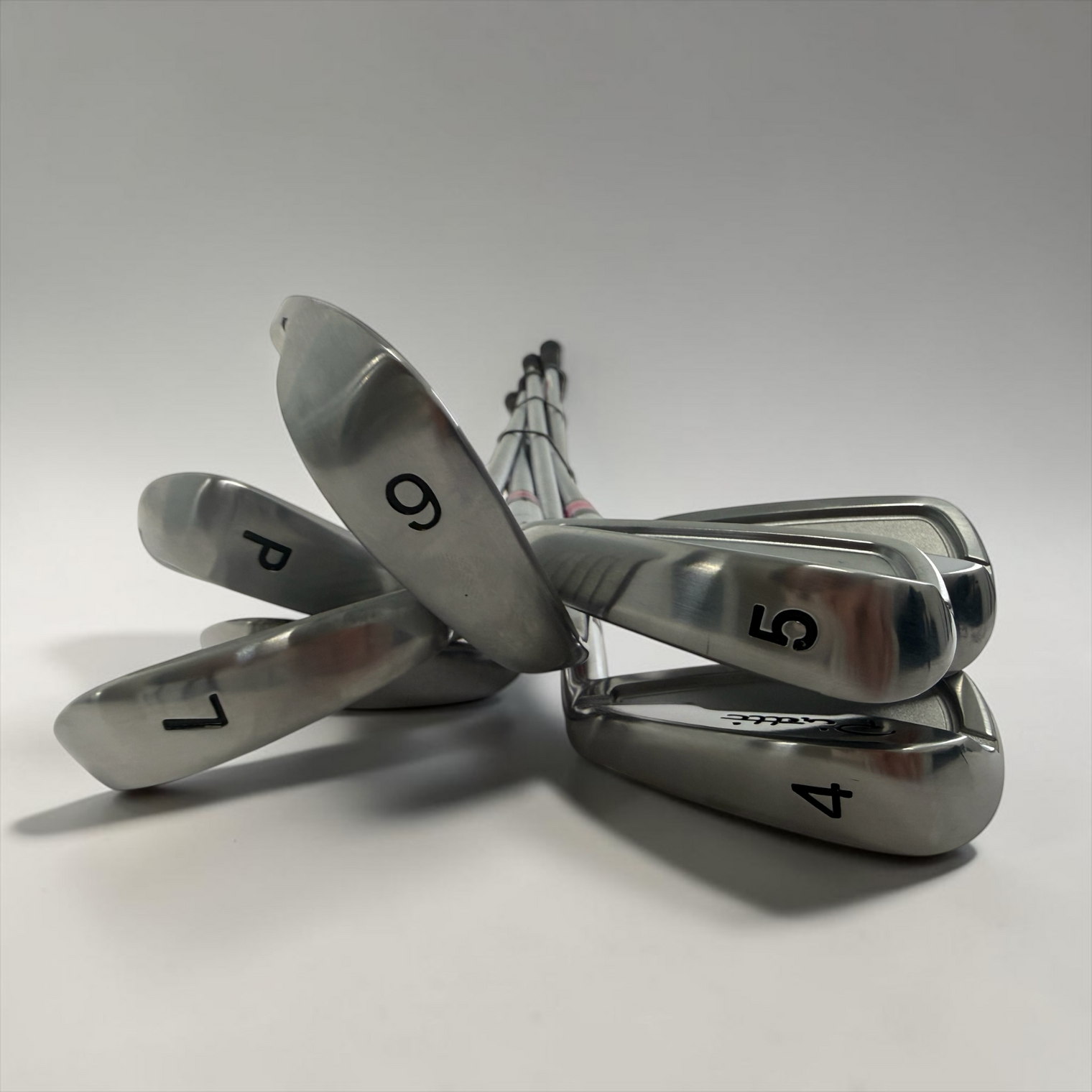 Pre-Owned Piretti 4i-P Forged Muscle-Cavity Back Irons with KBS Tour C-Taper Lite S
