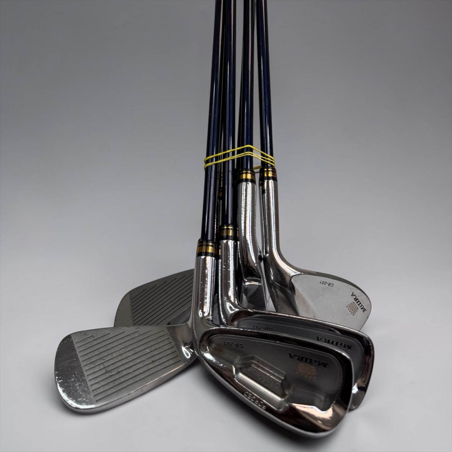 Pre-Owned Miura CB-201 Forged Iron Set 4-9 + GW Regular Flex